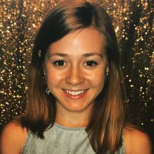 Meet your Posher, Nina